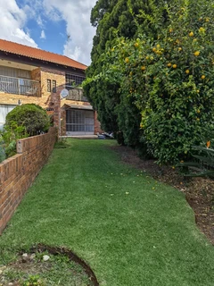Spaciuos 2 bedroom unit with garden