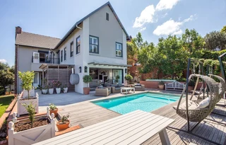 Live in Luxury and Entertain in style.