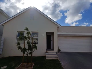 Modern 3-Bedroom Home in Bonsai Estate