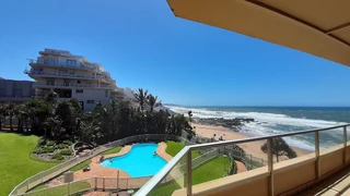 Seaside Serenity: Breathtaking Views in Prime Beachfront Location