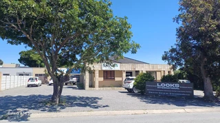 Office to let in Newton Park