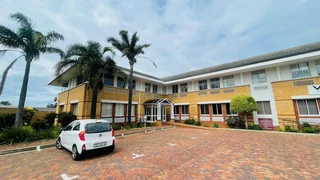 OFFICE TO LET IN GREENACRES