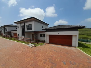 Brand New unit in Palm lakes 2. No transfer duty!!!