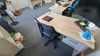 Well maintained neat first floor office situated in 24 hour boom access Business Park