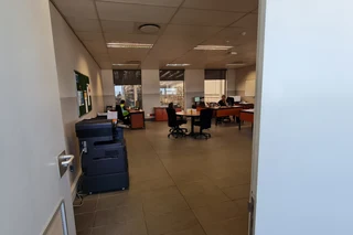 Warehouse to Let in Kraaifontein