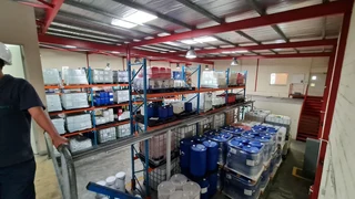 Warehouse with office to Let in Westlake.