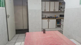 Warehouse with office to Let in Westlake.