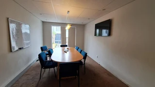 Warehouse with office to Let in Westlake.