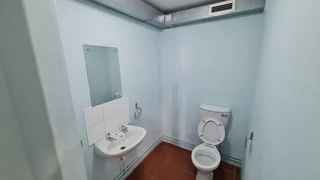 A top mini double volume Warehouse in 24 Hour boom access Business Park