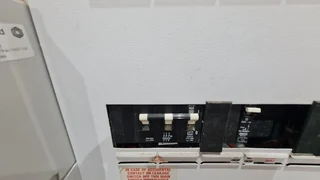 A top mini double volume Warehouse in 24 Hour boom access Business Park