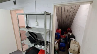 Warehouse space to Let in Retreat