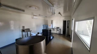 Factory with high specification &amp; standards unit for Sale in popular secure park.