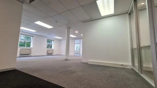 Light &amp; bright A grade ground floor offices in Steenberg office  Park -To Let.