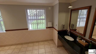 Light &amp; bright A grade ground floor offices in Steenberg office  Park -To Let.