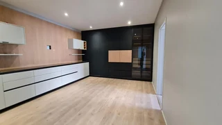 Warehouse/Factory unit to Let in Diep River.