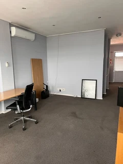 Office unit for Sale in Steenberg.