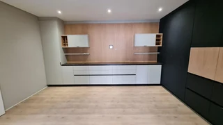 Warehouse/Factory unit to Let in Diep River.