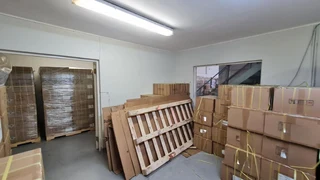 Over 400m2 to let in popular secure business park in Southern Suburbs