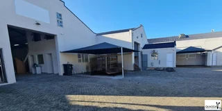Over 400m2 to let in popular secure business park in Southern Suburbs