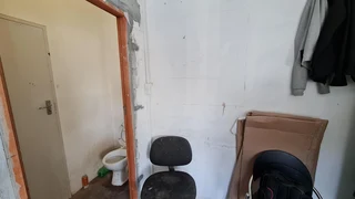 Warehouse/Factory unit to Let in Diep River.