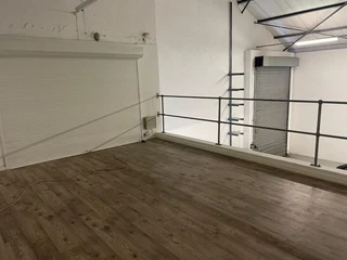 Sole Mandate - Warehouse Unit In Capricorn.