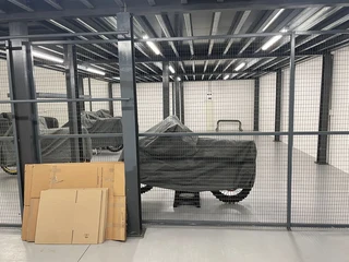 SOLE MANDATE - Warehouse unit in Capricorn.