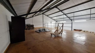 Stunning Warehouse to Let in Prime Park Southern Suburbs.