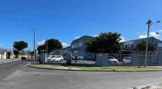 Light Industrial unit to Let in Lansdowne.