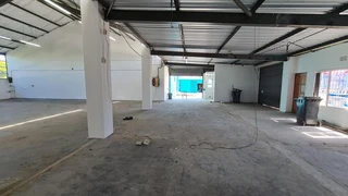 Retail to Let in Kirstenhof