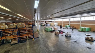 A RARE FIND- OVER 6000M2 WAREHOUSE IN THE HEART OF THE SOUTHERN SUBURBS
