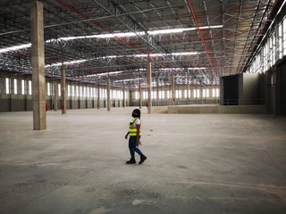 Industrial unit available in Epping 2