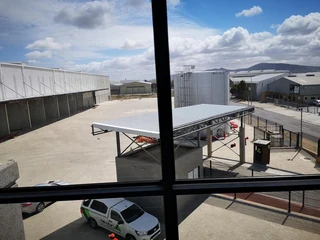 Industrial unit available in Epping 2