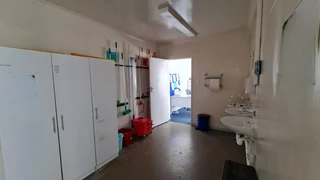 Factory with high specification & standards unit to Let in popular secure Park.