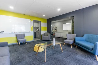 Combined units, A grade warehouse &amp; office 200amps in secure park.