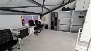 Factory with high specification &amp; standards unit to Let in popular secure Park.