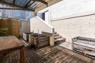 Combined units, A grade warehouse &amp; office 200amps in secure park.