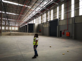 Industrial unit available in Epping 2