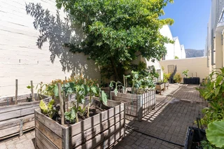 Combined units, A grade warehouse &amp; office 200amps in secure park.