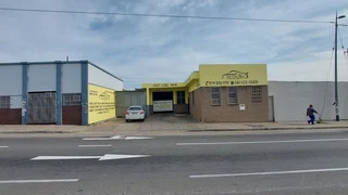 Warehouse for sale in Kempston Road, Sidwell, Port Elizabeth