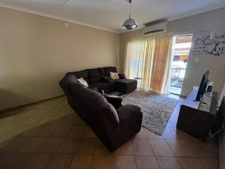 Neat 3 Bedroom Flat For Sale