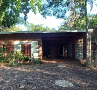 Spacious family home in a popular area