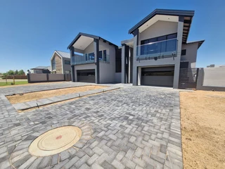 Luxurious brand-new home - be the first owner