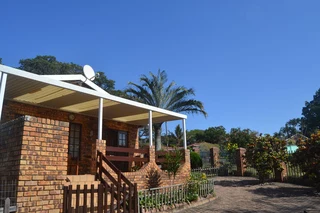 Facebrick, family home!
