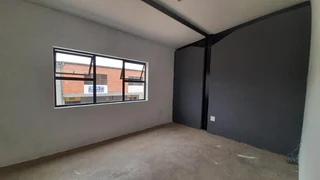 Warehouse/Office Space To-Let