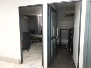 AAA Grade Warehouse To Let In Riverhorse Valley