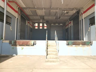 Industrial Property To Let in Dube Tradeport