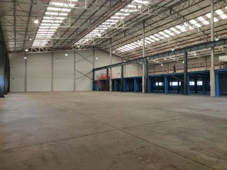 Industrial Property To Let in Dube Tradeport