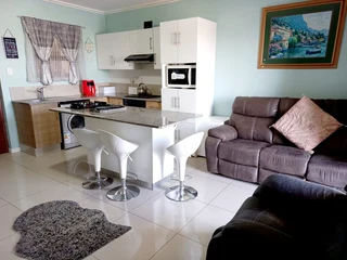 Urgent Sale 2-bedroom 2 bathroom in Umhlanga Ridge Owner relocating