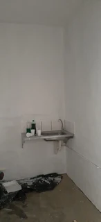 Warehouse/Office Space To-Let