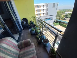 Urgent Sale 2-bedroom 2 bathroom in Umhlanga Ridge Owner relocating